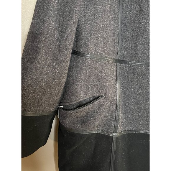 Donnybrook Womens Wool Blend Coat 18W Gray & Black With Button Front & Zip Pocke - Picture 2 of 6